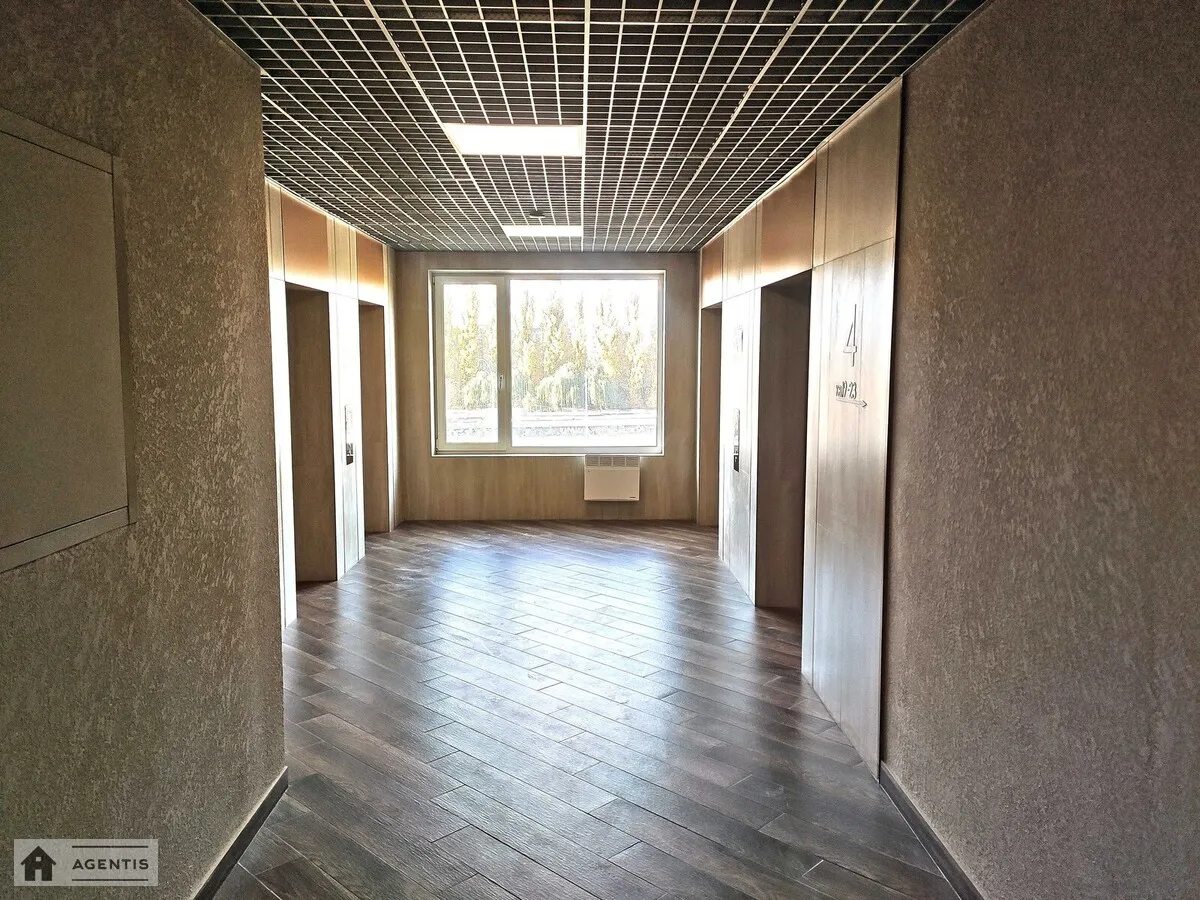 Здам квартиру 2 кімнати, 67 m², 5 пов./33 поверхи. Академіка Заболотного вул., Київ. 