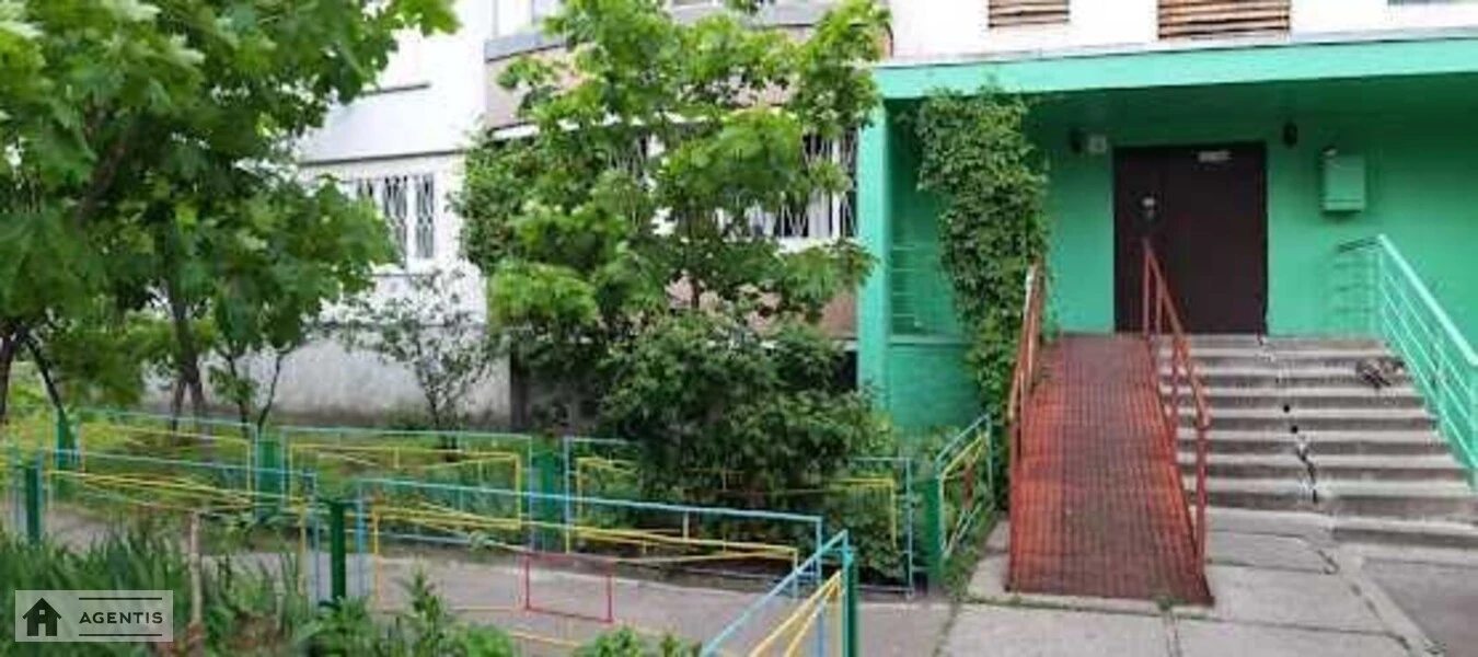 Здам квартиру 1 кімната, 35 m², 9 пов./16 поверхів. 35, Володимира Івасюка просп. (Героїв Сталінграда), Київ. 