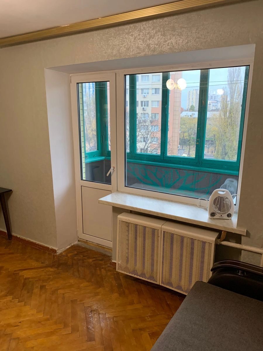 Здам квартиру 2 кімнати, 45 m², 6 пов./9 поверхів. 47, Дегтярівська 47, Київ. 