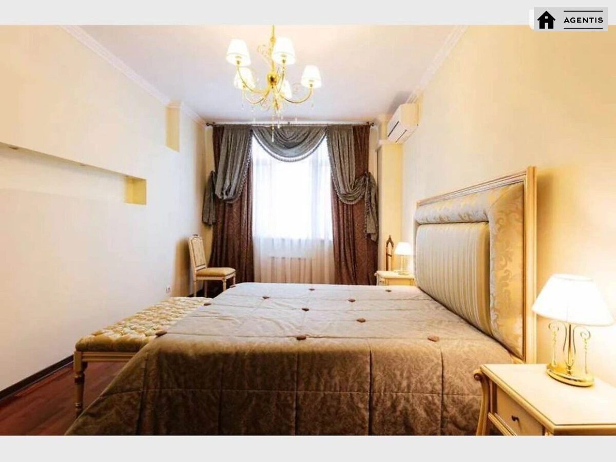 Apartment for rent 3 rooms, 80 m², 5th fl./18 floors. 14, Onore de Balzaka vul., Kyiv. 