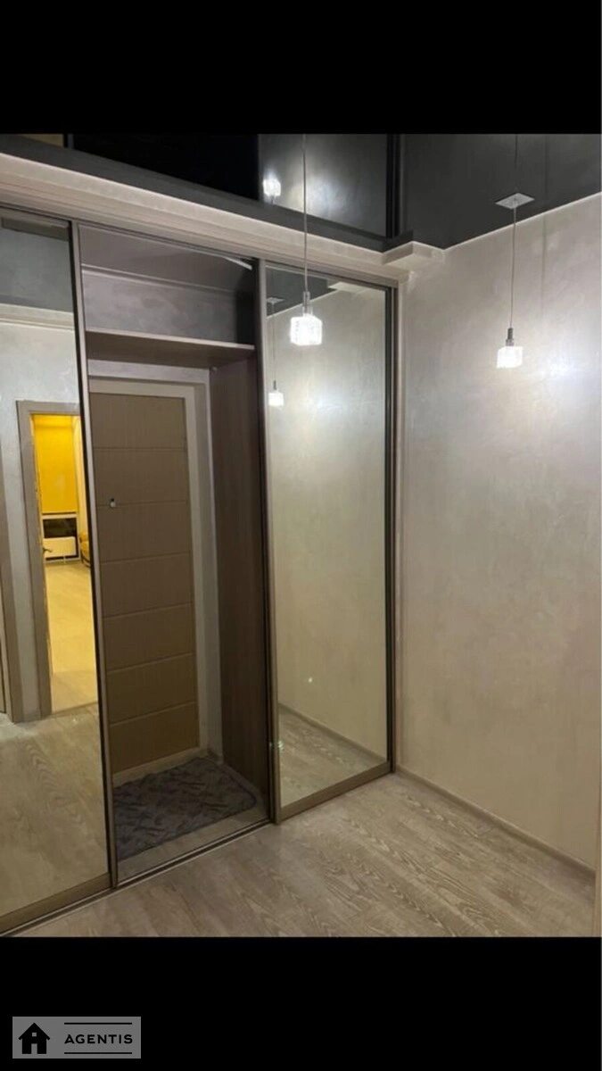 Сдам квартиру 1 комната, 46 m², 11 эт./16 этажей. Анатолія Петрицького вул., Киев. 