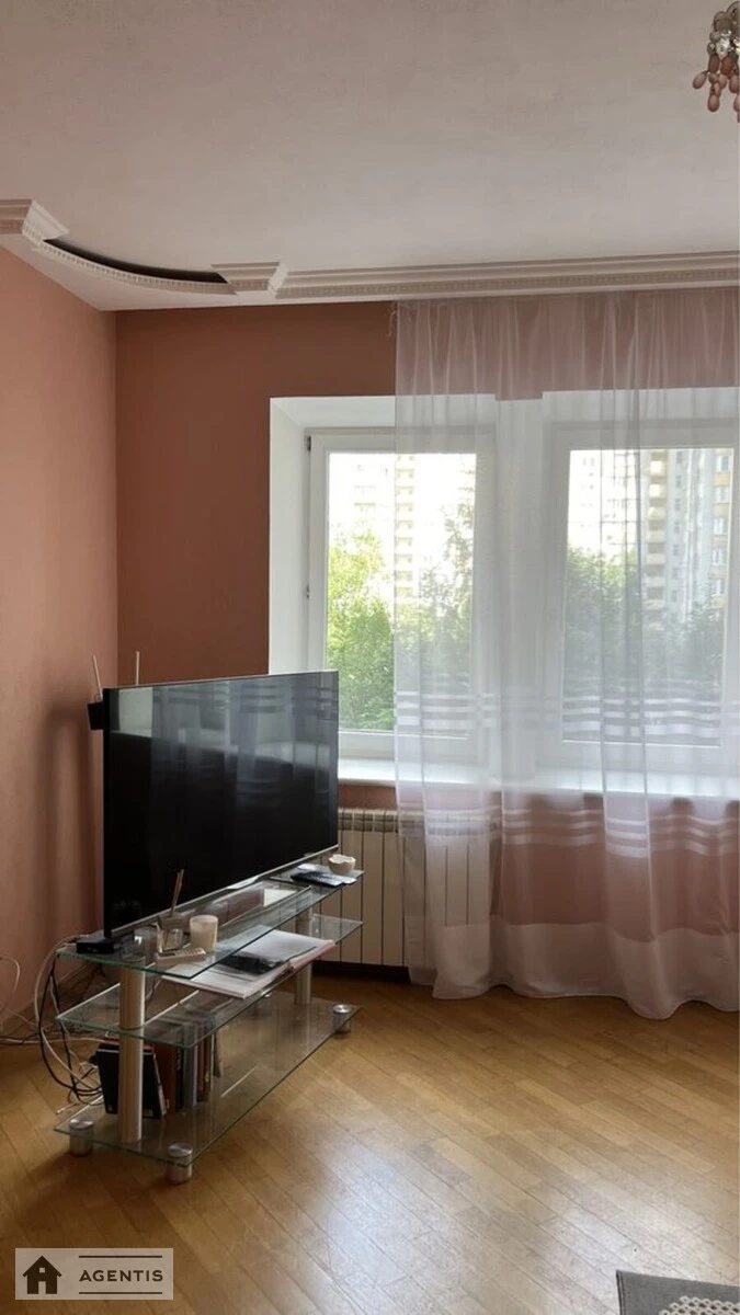 Здам квартиру 3 кімнати, 110 m², 4 пов./16 поверхів. 37, Михайла Котельникова вул., Київ. 