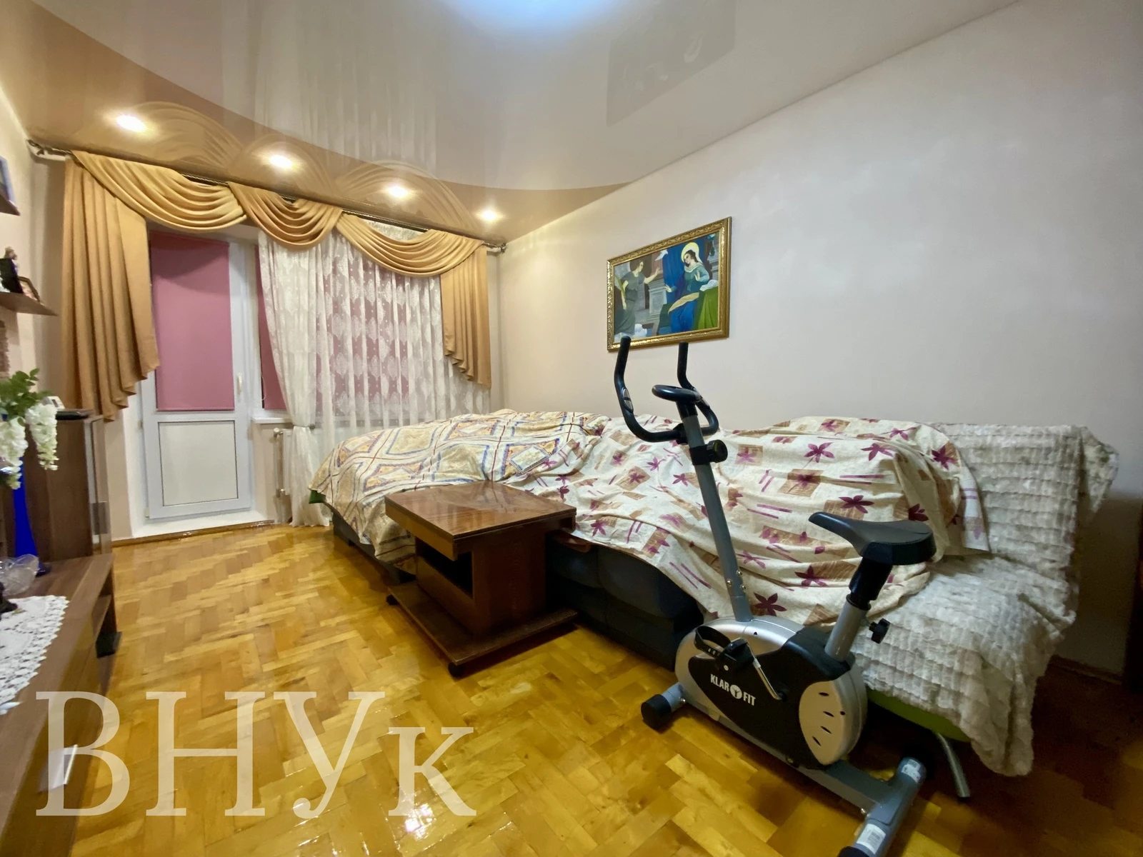 Продаж квартири 2 кімнати, 522 m², 7 пов./10 поверхів. 4, Курбаса Л. вул., Тернопіль. 