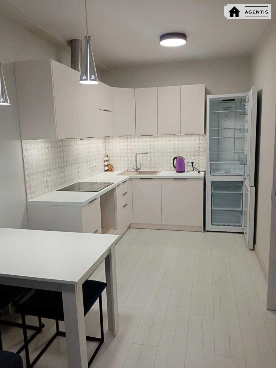 Сдам квартиру 1 комната, 41 m², 3 эт./21 этаж. 24, Михайла Максимовича вул. (Онуфрія Трутенка), Киев. 