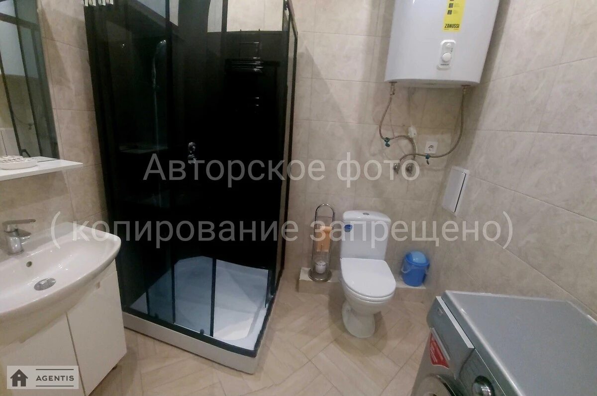 Сдам квартиру 1 комната, 41 m², 23 эт./25 этажей. 10, Драгоманова 10, Киев. 