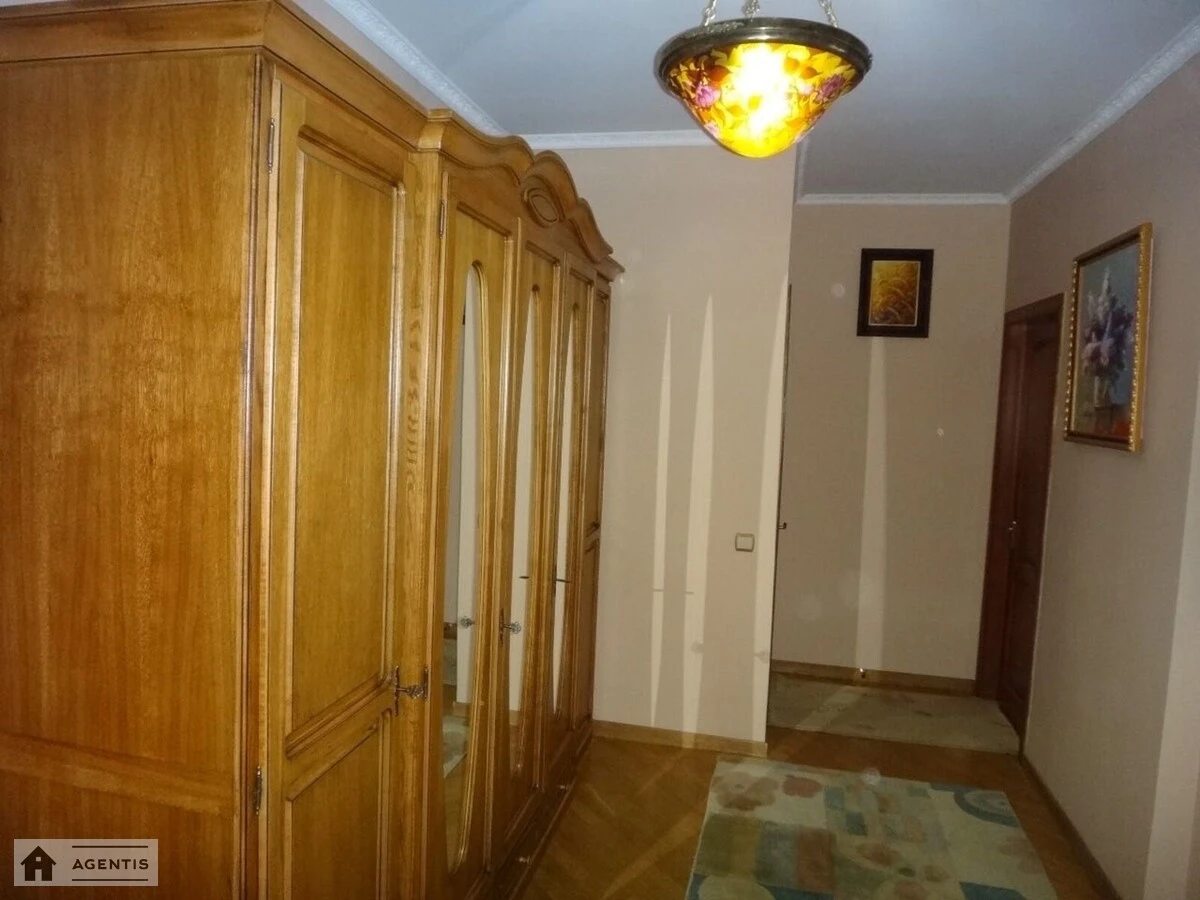 Apartment for rent 2 rooms, 72 m², 7th fl./18 floors. 14, Mykoly Bazhana prosp., Kyiv. 