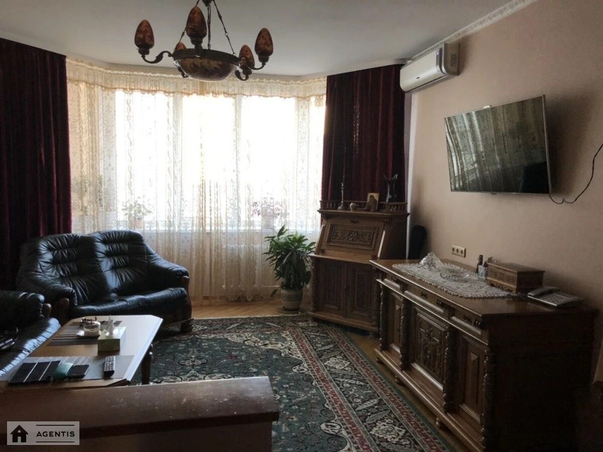 Apartment for rent 2 rooms, 72 m², 7th fl./18 floors. 14, Mykoly Bazhana prosp., Kyiv. 