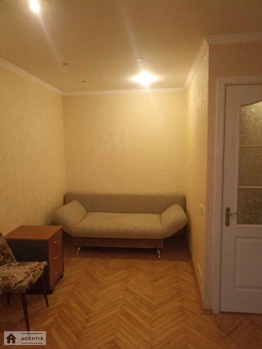 Здам квартиру 1 кімната, 29 m², 4 пов./9 поверхів. 2, Зоологічна 2, Київ. 