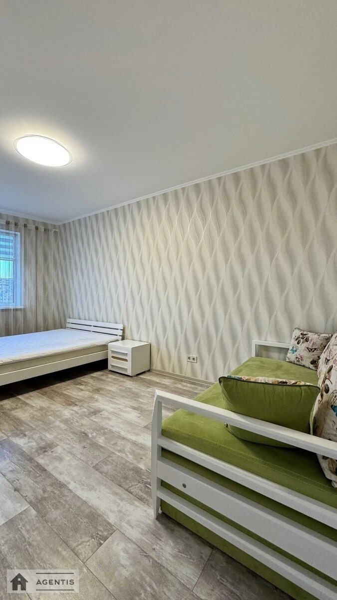 Здам квартиру 1 кімната, 43 m², 9 пов./25 поверхів. 1, Оболонський 1, Київ. 