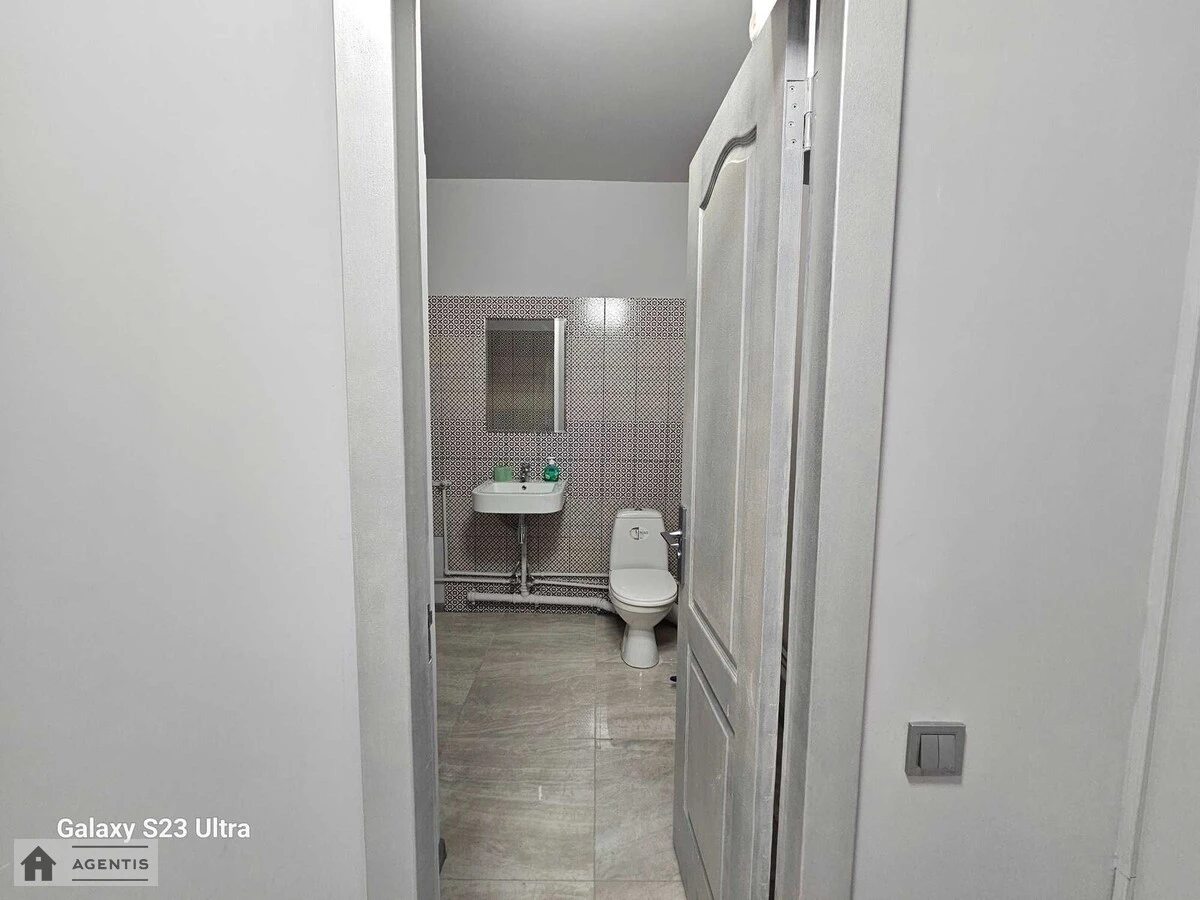 Сдам квартиру 1 комната, 33 m², 15 эт./23 этажа. Дарницкий район, Киев. 