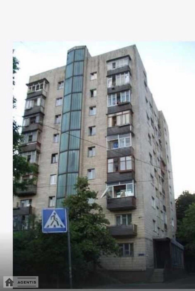 Здам квартиру 2 кімнати, 41 m², 8 пов./9 поверхів. 28, Михайла Бойчука вул. (Васо Кіквідзе), Київ. 