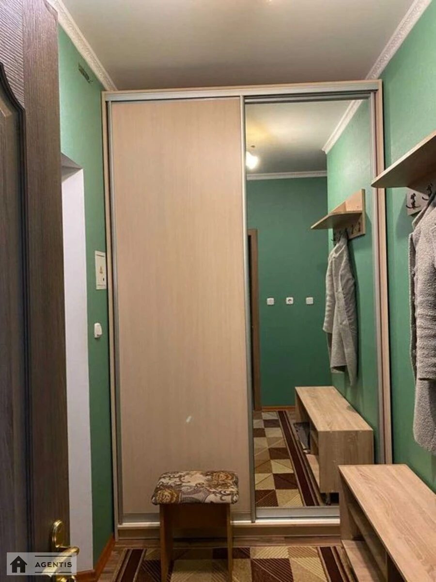 Здам квартиру 1 кімната, 45 m², 7 пов./11 поверхів. 7, Лобачевського 7, Київ. 