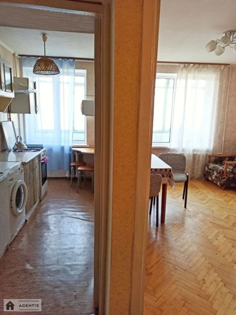 Здам квартиру 1 кімната, 28 m², 7 пов./9 поверхів. 22, Вадима Гетьмана вул., Київ. 