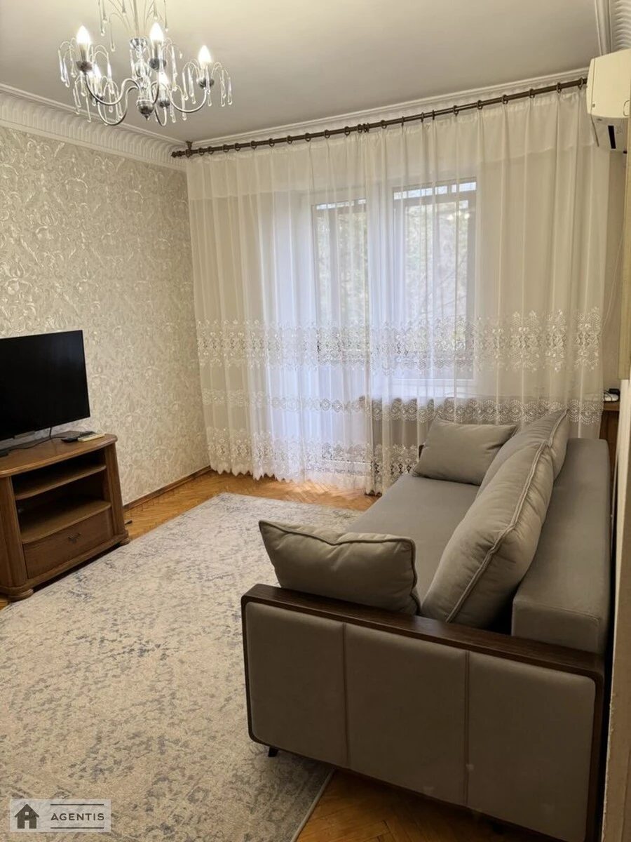 Apartment for rent 2 rooms, 42 m², 3rd fl./5 floors. 3, Delegatskiy 3, Kyiv. 