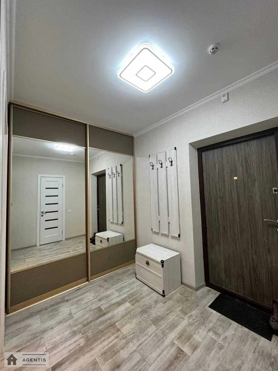 Здам квартиру 1 кімната, 50 m², 17 пов./25 поверхів. Шолуденка, Київ. 