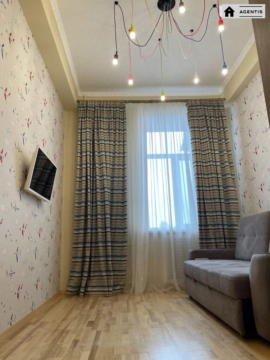 Apartment for rent 2 rooms, 50 m², 4th fl./4 floors. 79, Volodymyrska 79, Kyiv. 