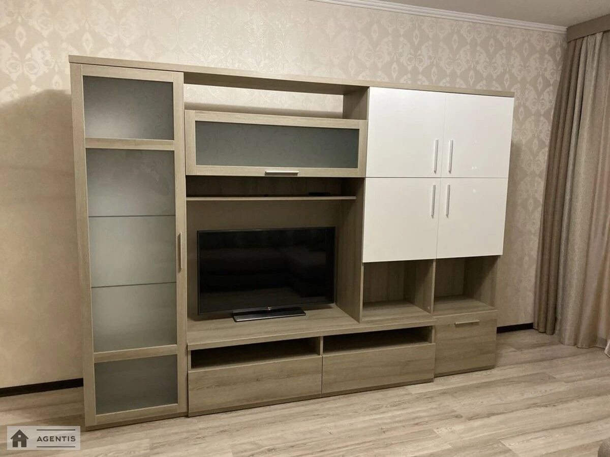 Здам квартиру 2 кімнати, 75 m², 13 пов./23 поверхи. 4, Авіаконструктора Ігоря Сікорського вул., Київ. 