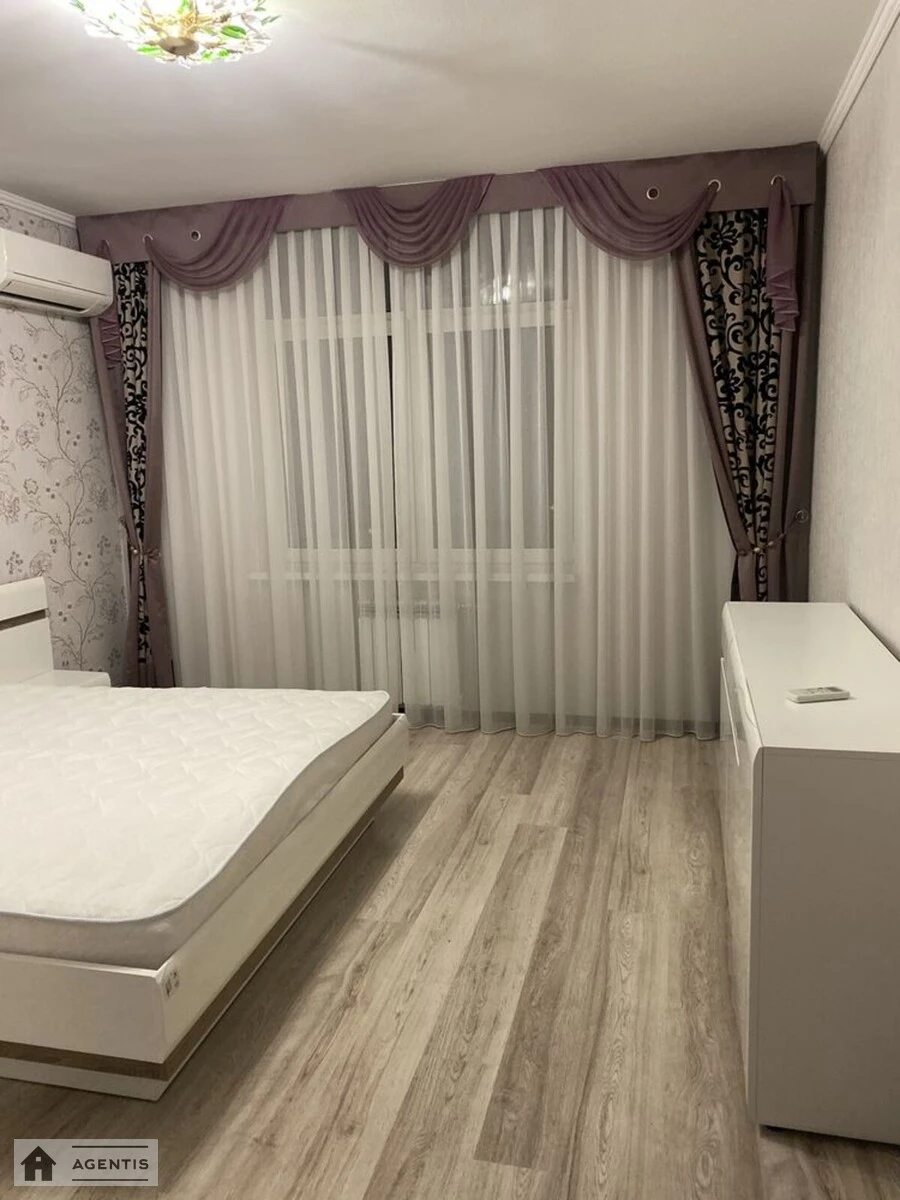 Здам квартиру 2 кімнати, 75 m², 13 пов./23 поверхи. 4, Авіаконструктора Ігоря Сікорського вул., Київ. 