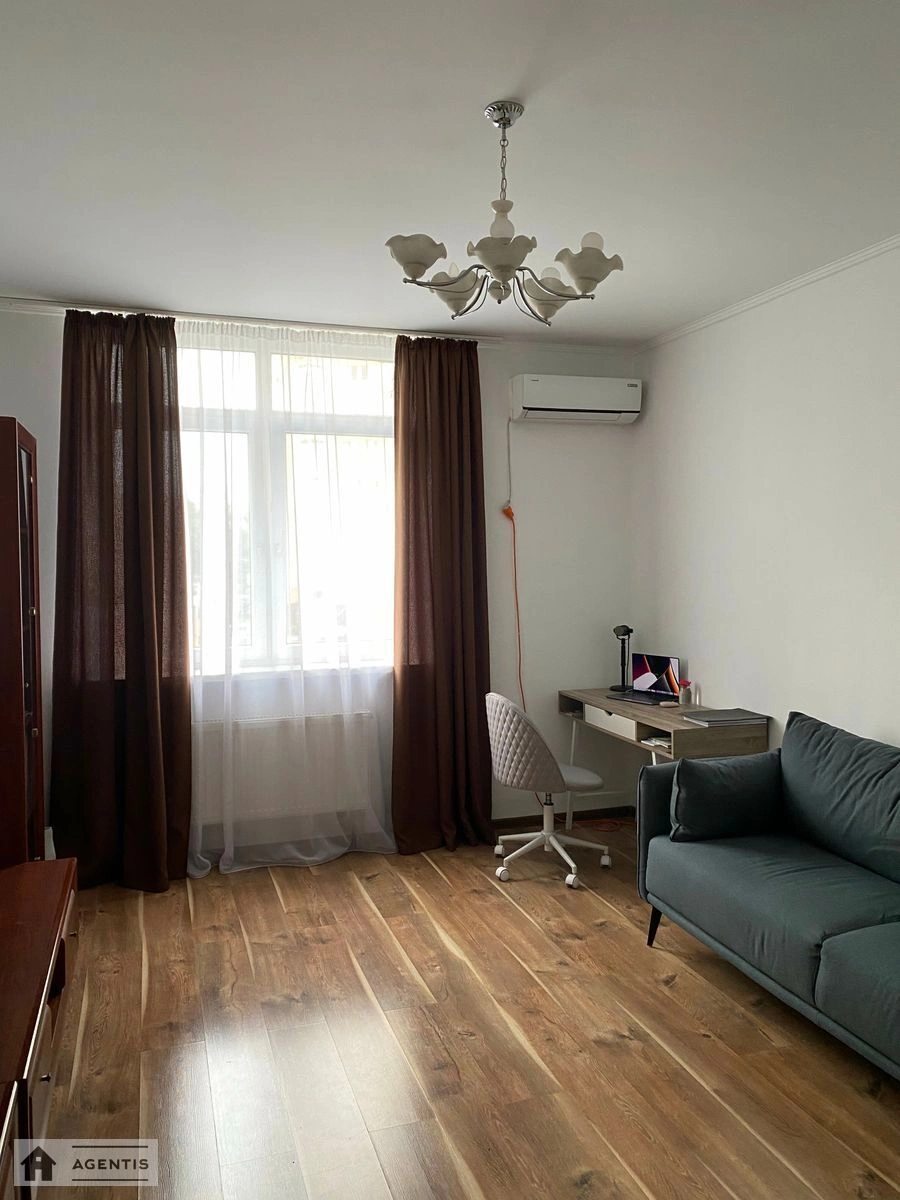 Apartment for rent 1 room, 54 m², 2nd fl./25 floors. 12, Voskresenska 12, Kyiv. 