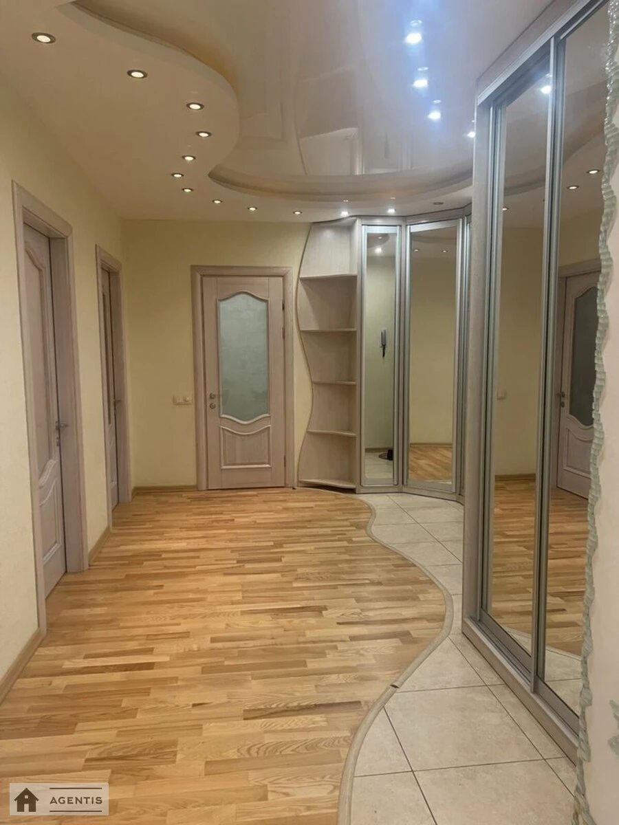 Здам квартиру 2 кімнати, 89 m², 9 пов./24 поверхи. Голосіївський, Київ. 