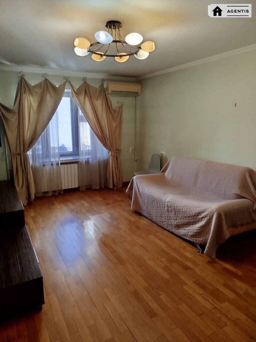 Сдам квартиру 2 комнаты, 58 m², 8 эт./14 этажей. 14, Княжий Затон 14, Киев. 