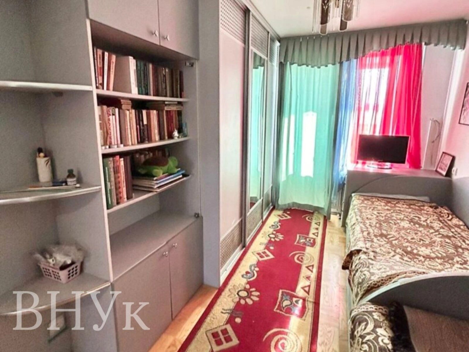 Продаж квартири 4 кімнати, 75 m², 6 пов./9 поверхів. Торговиця , Тернопіль. 