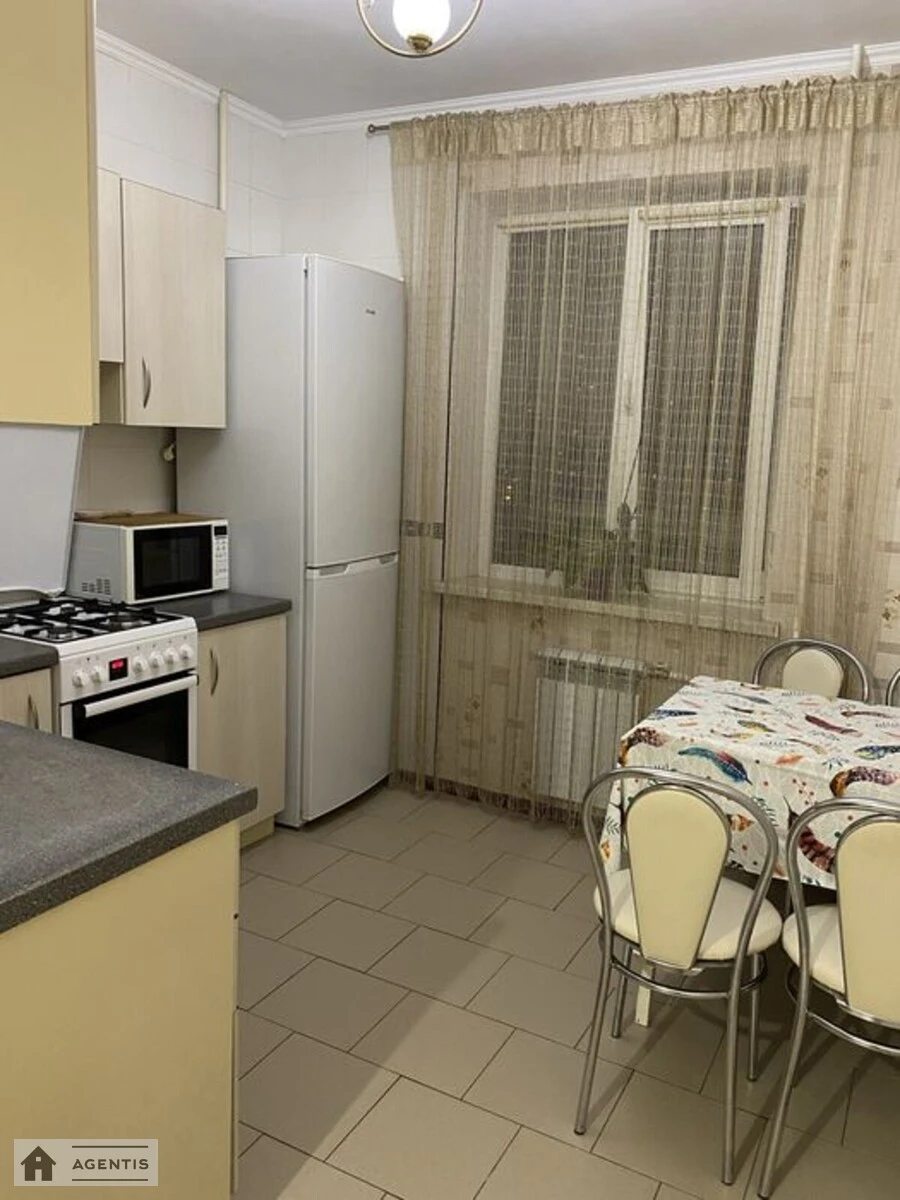 Здам квартиру 1 кімната, 36 m², 8 пов./9 поверхів. 34, Ревуцького 34, Київ. 