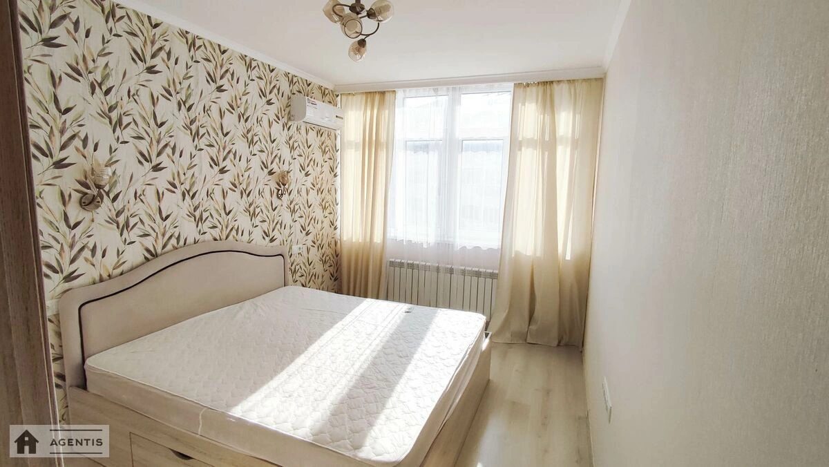 Apartment for rent 2 rooms, 46 m², 13th fl./14 floors. 1, Oleksandrivska 1, Kyiv. 