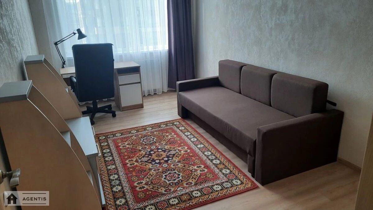 Apartment for rent 3 rooms, 72 m², 13th fl./25 floors. 4, Oleksandra Olesya vul., Kyiv. 