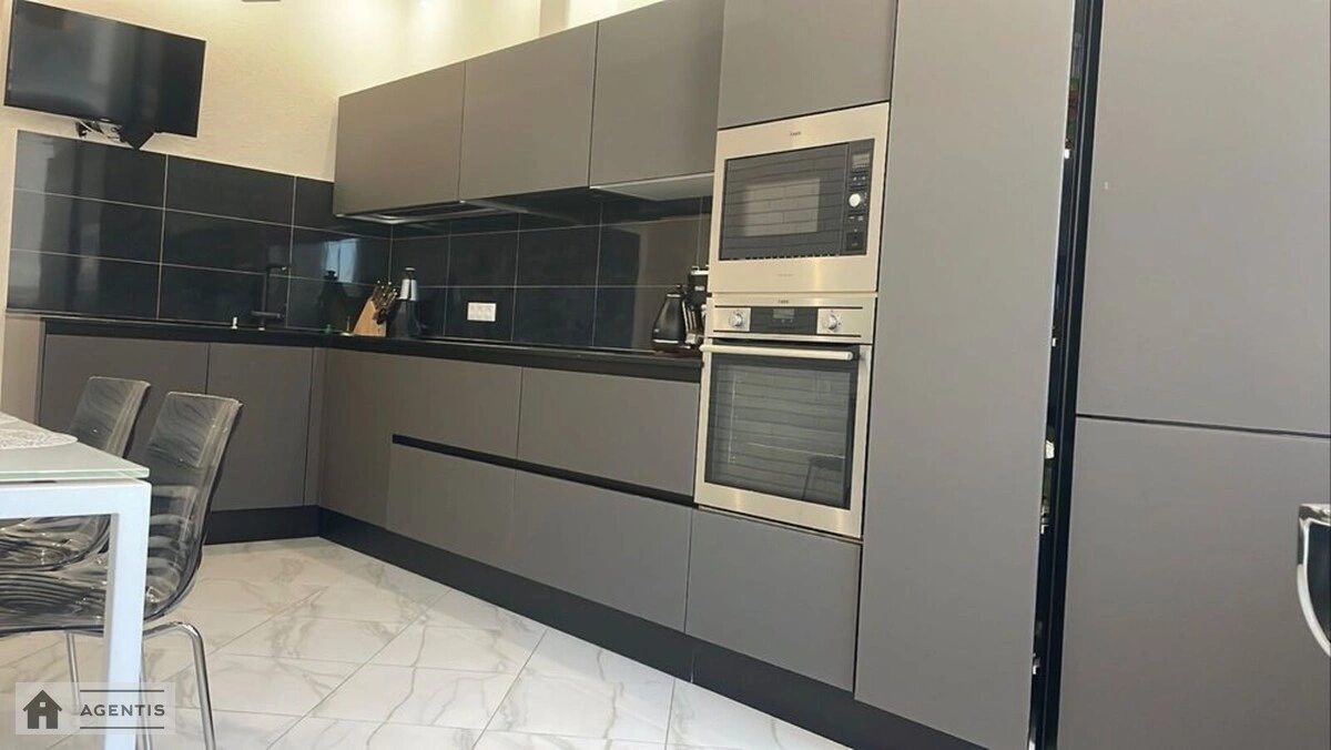 Здам квартиру 3 кімнати, 120 m², 4 пов./23 поверхи. 16, Андрія Верхогляда вул. (Михайла Драгомірова), Київ. 