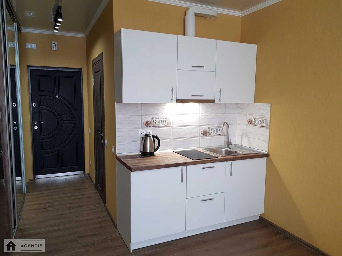 Здам квартиру 1 кімната, 26 m², 25 пов./26 поверхів. 73, Польова 73, Київ. 