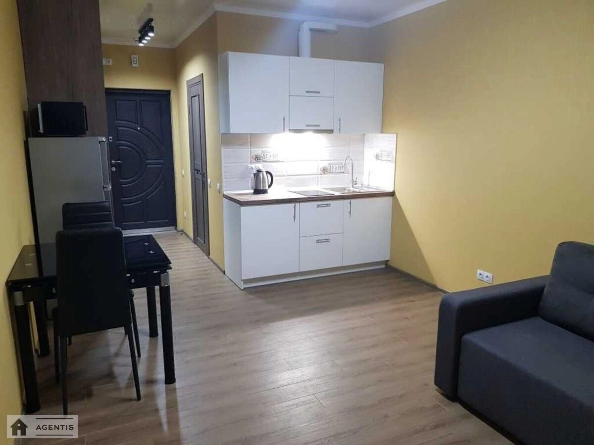 Здам квартиру 1 кімната, 26 m², 25 пов./26 поверхів. 73, Польова 73, Київ. 