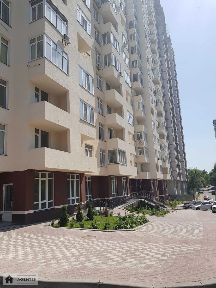 Здам квартиру 1 кімната, 26 m², 25 пов./26 поверхів. 73, Польова 73, Київ. 