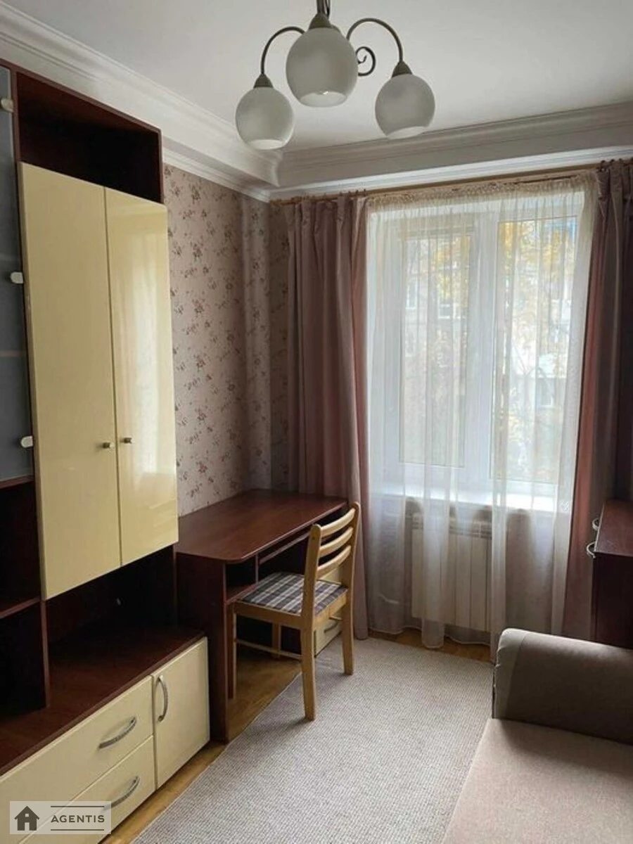 Apartment for rent 2 rooms, 41 m², 2nd fl./5 floors. 29, Verhovnoyi Rady 29, Kyiv. 