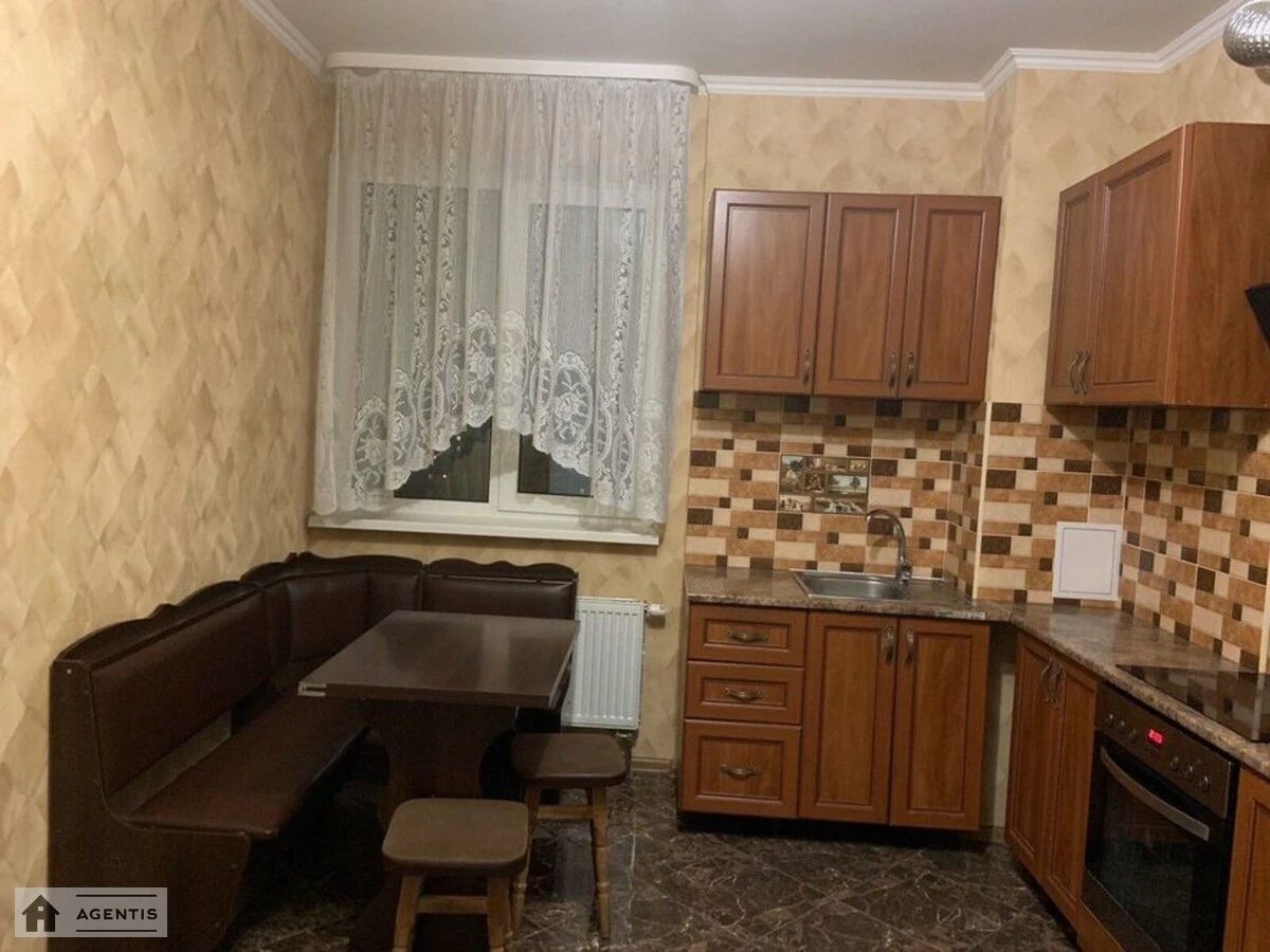 Сдам квартиру 2 комнаты, 76 m², 15 эт./25 этажей. 182, Харьковское 182, Киев. 