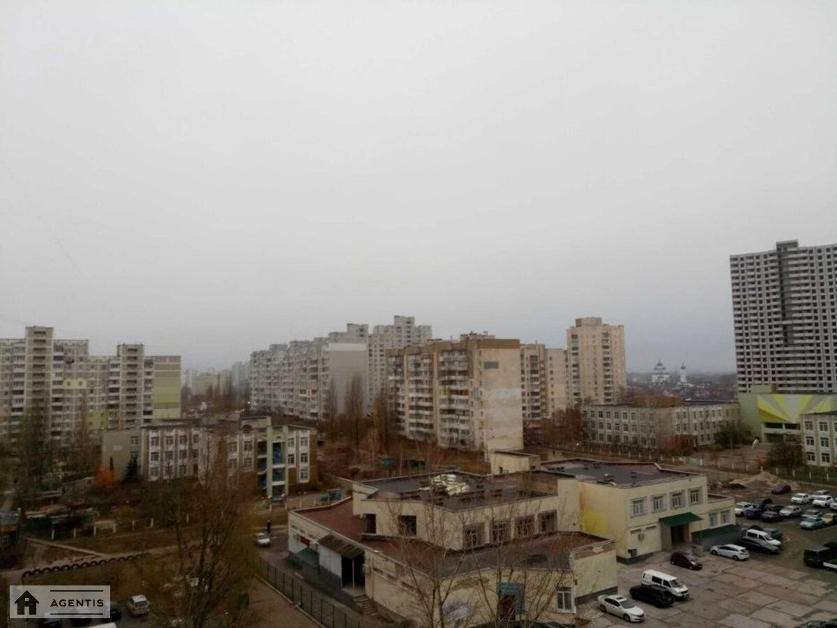 Здам квартиру 2 кімнати, 65 m², 8 пов./10 поверхів. 7, Миколи Лаврухіна вул., Київ. 