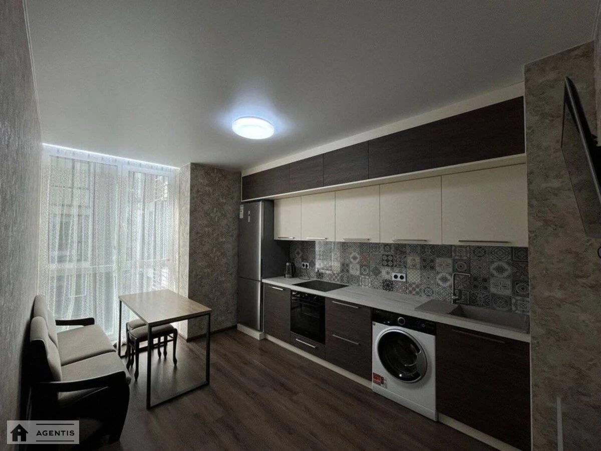 Сдам квартиру 1 комната, 36 m², 3 эт./12 этажей. 127, Кам #700;янська , Киев. 