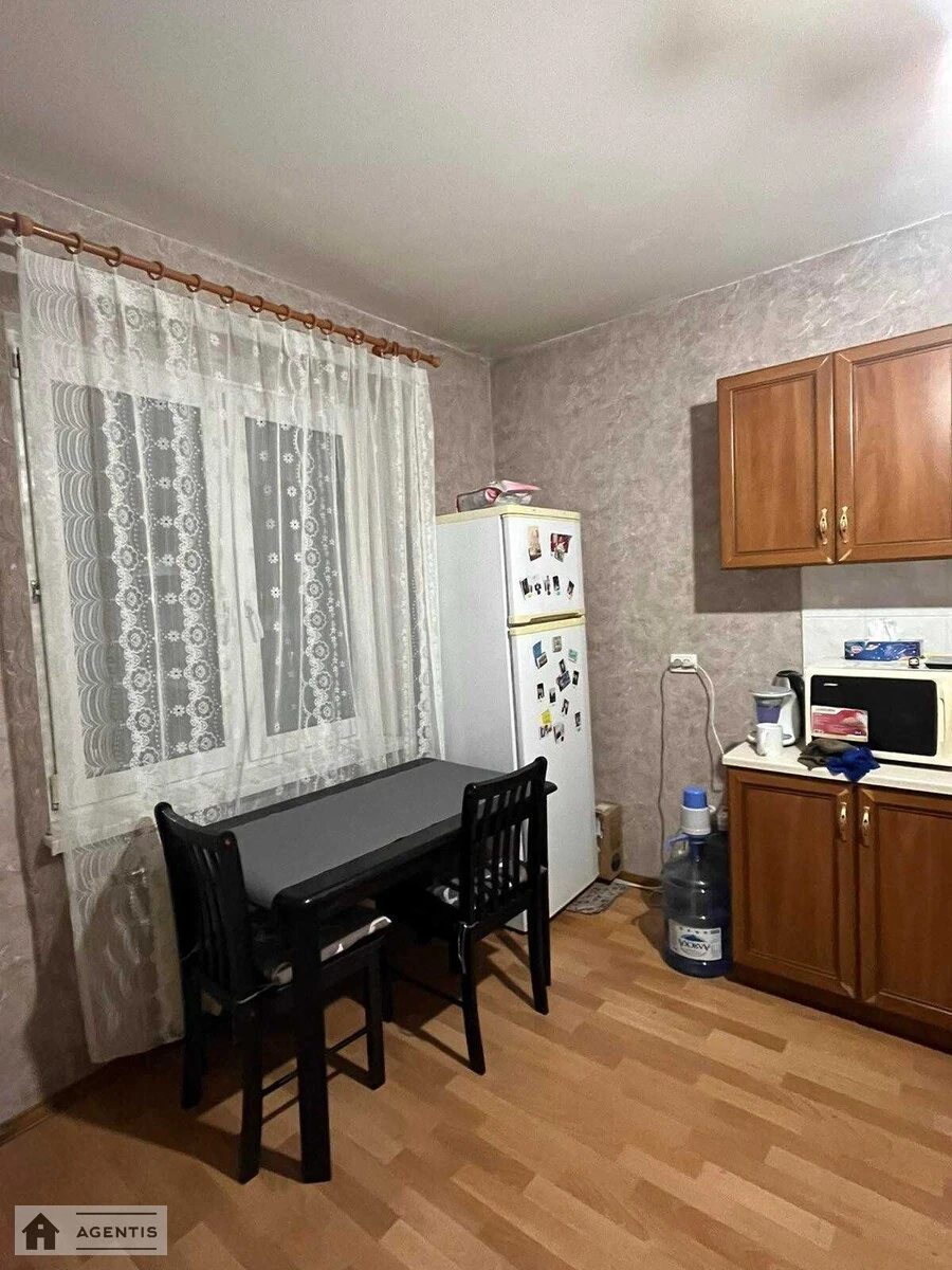 Здам квартиру 1 кімната, 47 m², 16 пов./17 поверхів. 21, Машинобудівна 21, Київ. 