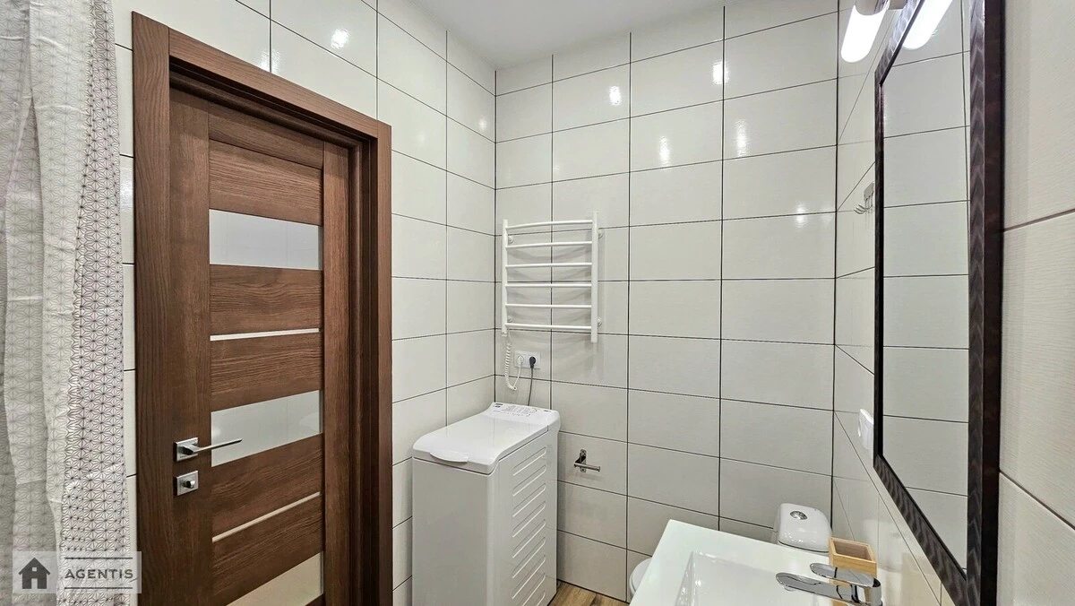 Сдам квартиру 1 комната, 40 m², 6 эт./10 этажей. 20, Мартинова , Софиевская Борщаговка. 