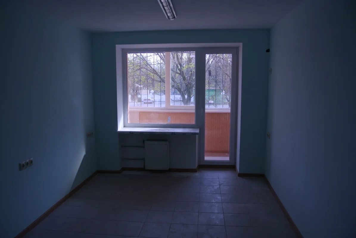 Продаж комерційного приміщення 62 m², 1 пов./9 поверхів. Березинская ул., Дніпро. 