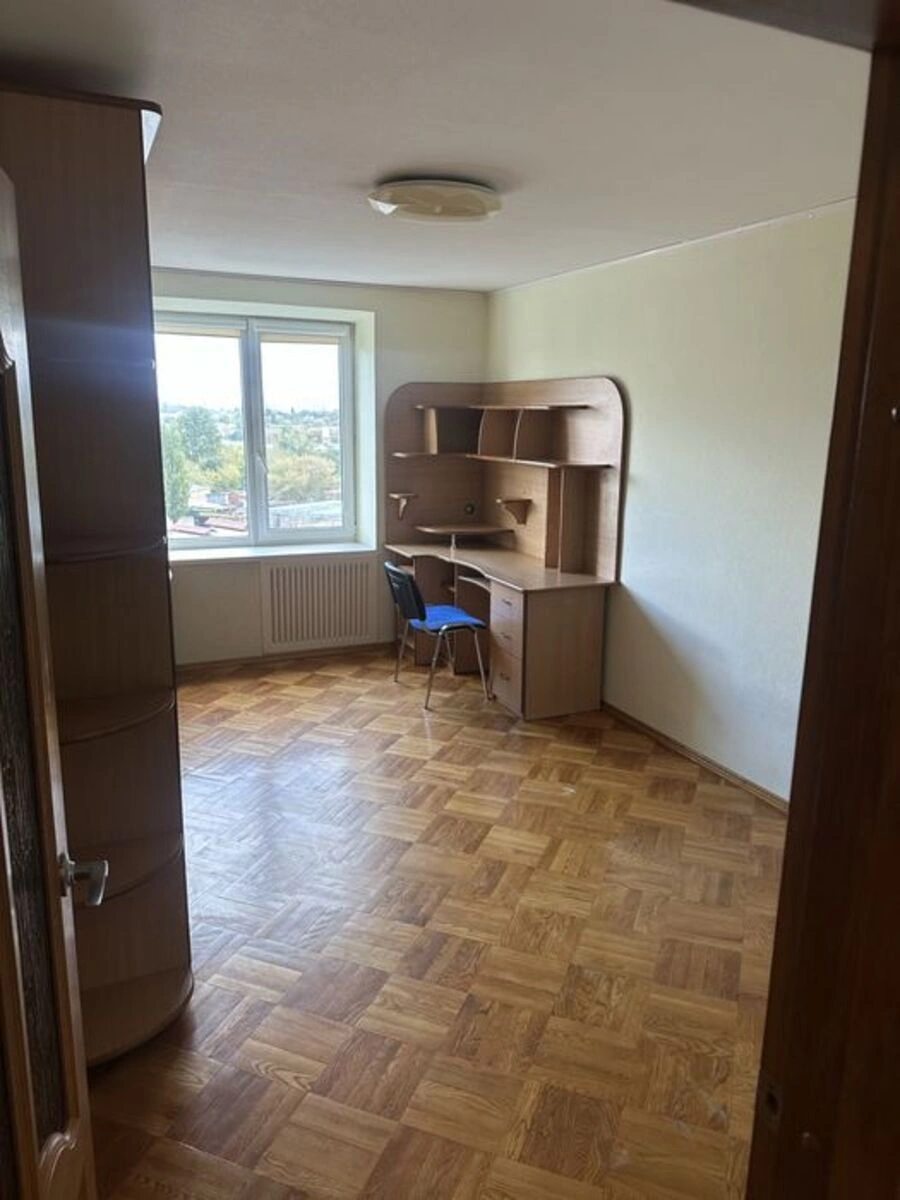 Здам квартиру 3 кімнати, 69 m², 8 пов./16 поверхів. 30, Березняківська 30, Київ. 