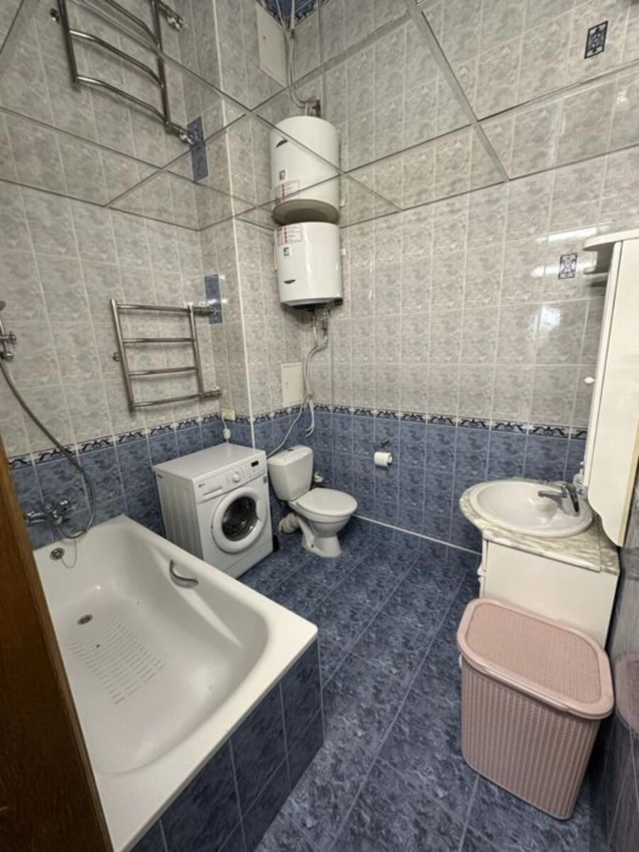 Здам квартиру 3 кімнати, 69 m², 8 пов./16 поверхів. 30, Березняківська 30, Київ. 