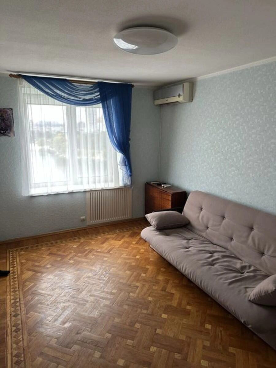 Здам квартиру 3 кімнати, 69 m², 8 пов./16 поверхів. 30, Березняківська 30, Київ. 