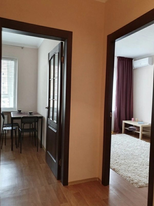 Apartments for sale. 1 room, 35 m², 7th floor/9 floors. 81, H.Dnepra, Cherkasy. 