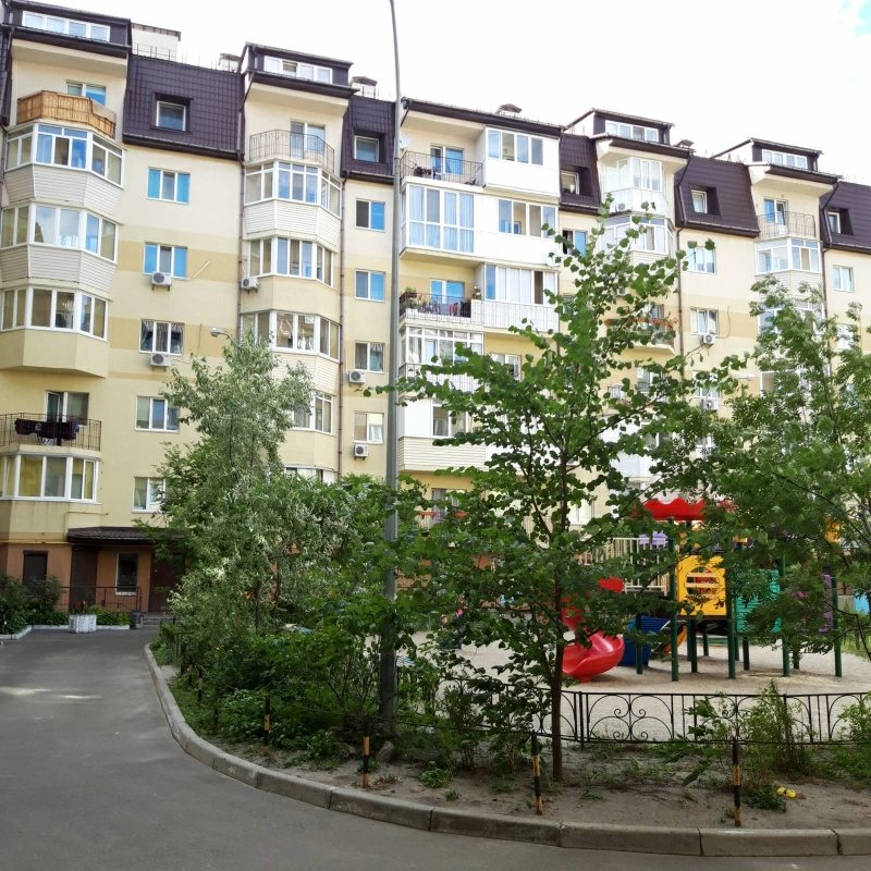 Продажа квартиры. 2 rooms, 85 m², 2nd floor/8 floors. 20, Дьяченко 20, Киев. 