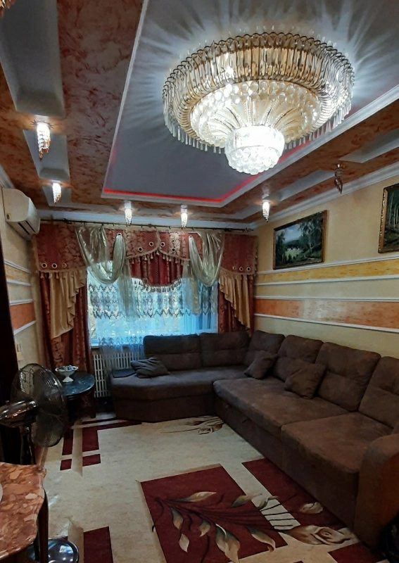 Продаж квартири. 4 rooms, 70 m², 3rd floor/9 floors. Героев Труда, Харків. 