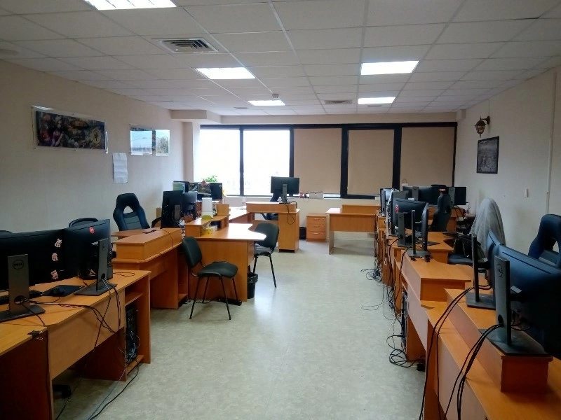 Сдам офис. 1 room, 35 m², 3rd floor/9 floors. 179, Проспект Московский, Харьков. 