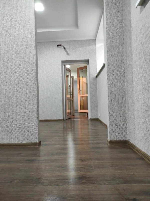 Продажа офиса. 3 rooms, 57 m², 1st floor/12 floors. 136, Мандрыковская, Днепр. 