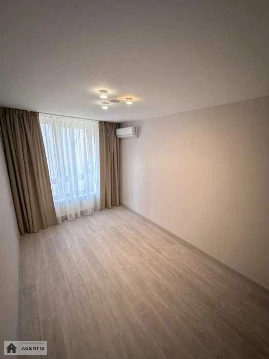 Apartment for rent 2 rooms, 79 m², 5th fl./11 floors. 30, Sholudenka 30, Kyiv. 