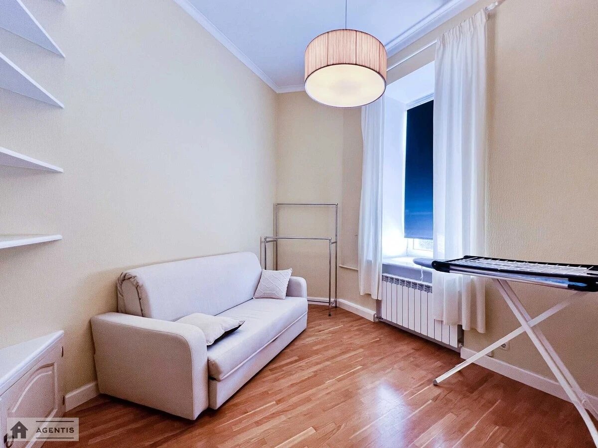 Apartment for rent 4 rooms, 145 m², 4th fl./5 floors. 28, Lyuteranska 28, Kyiv. 